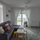 Darza, casa, curte spatioasa